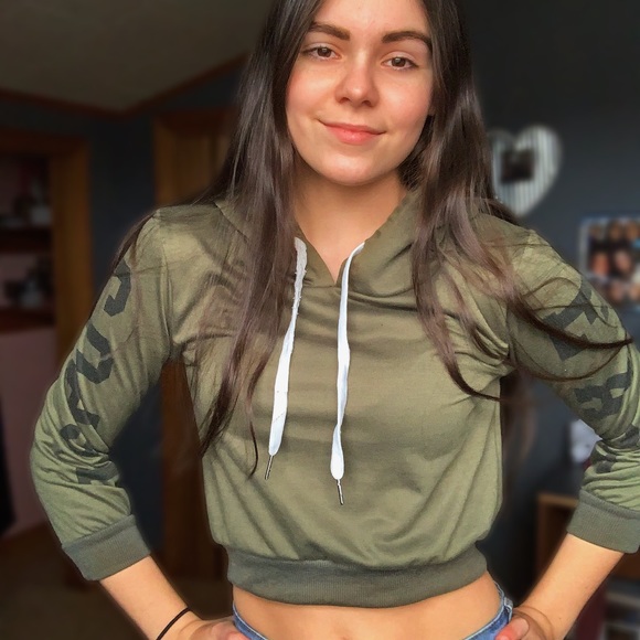 Banana Republic Girls Army Green Crop Top Pullover - Picture 3 of 8